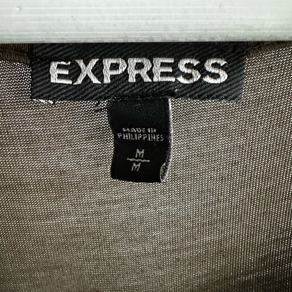 Express Top - Picture 4 of 4